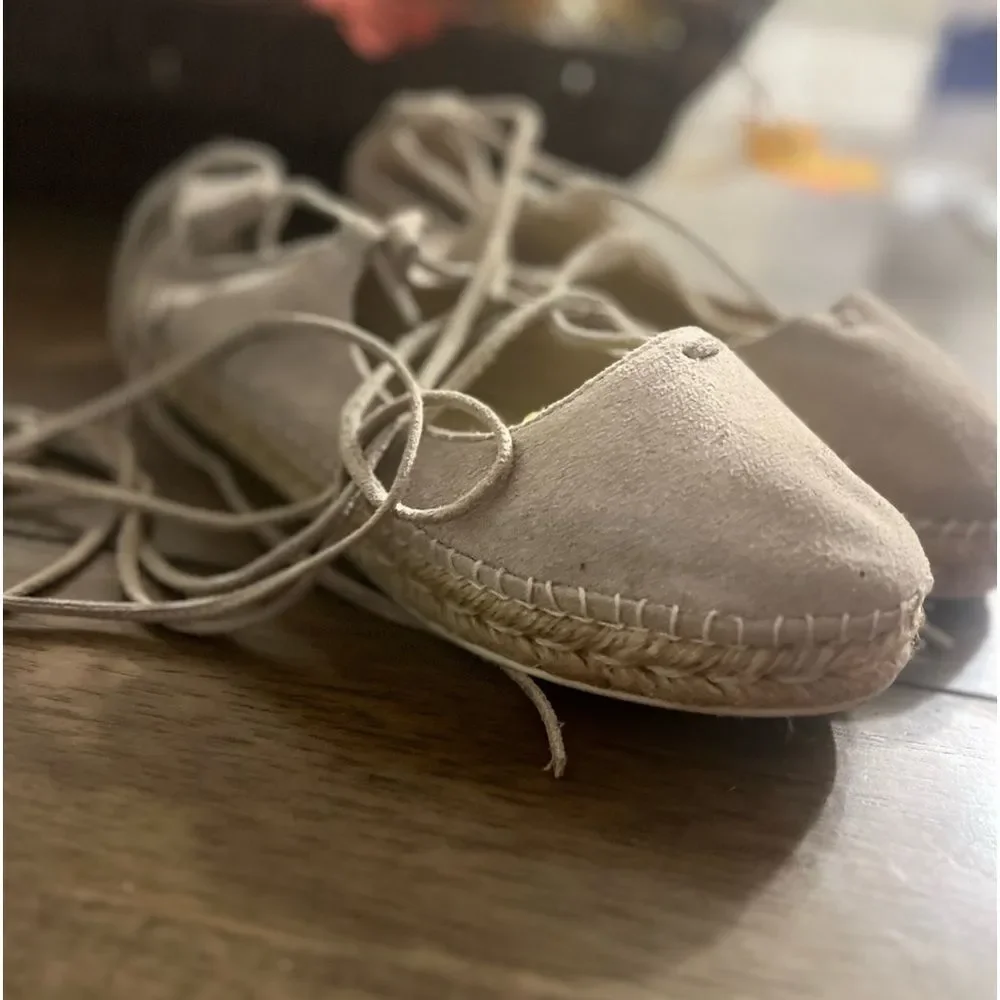 STEVE MADDEN Errin tan suede spadrille size 10B